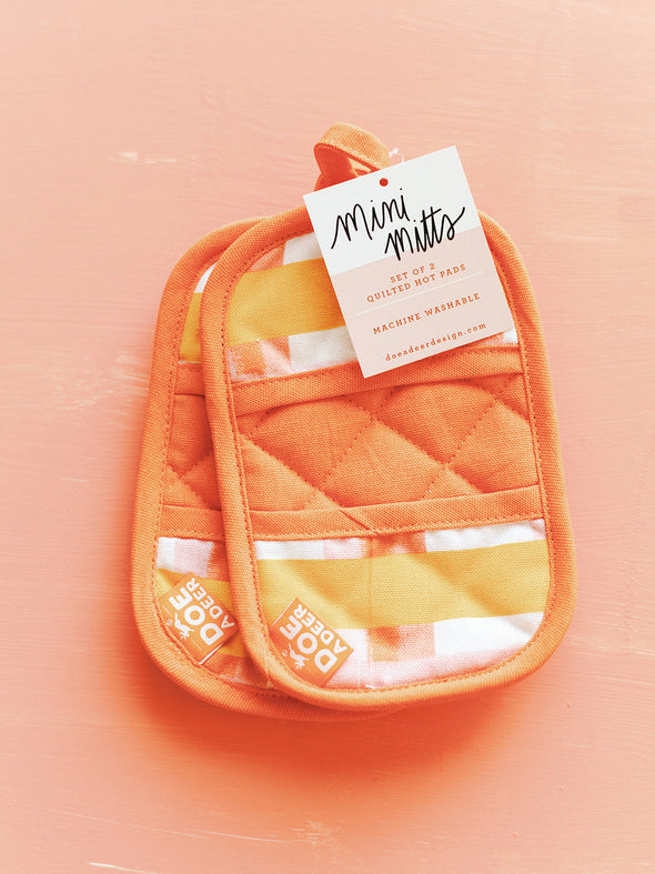 Summer Plaid Mini Mitts
