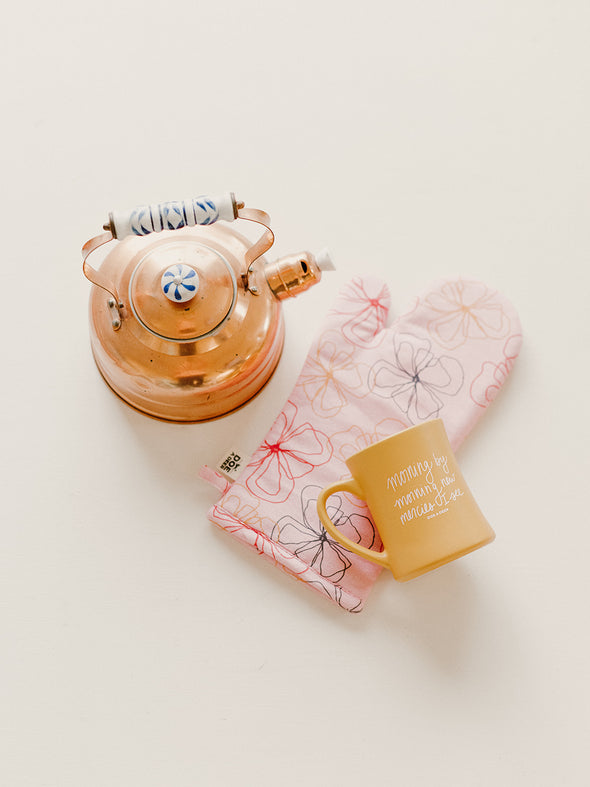Line Floral Oven Mitt